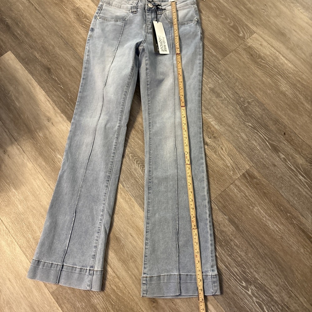 Madden Girl Mid Rise Boot Cut Jeans Light Wash Juniors Size 3 - Picture 15 of 16